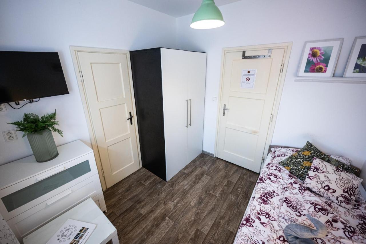 Apartmany Lanna Ceske Budejovice Bagian luar foto